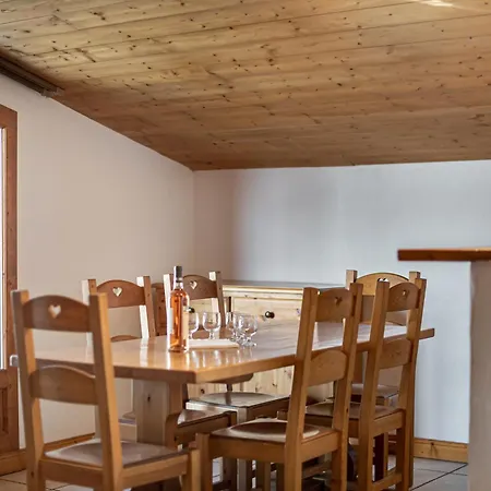 Апартаменты Les Du Val Claret By Explorhome *