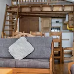 Les Du Val Claret By Explorhome *